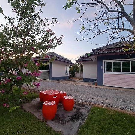 Araya Cottage يوثاي ثاني المظهر الخارجي الصورة