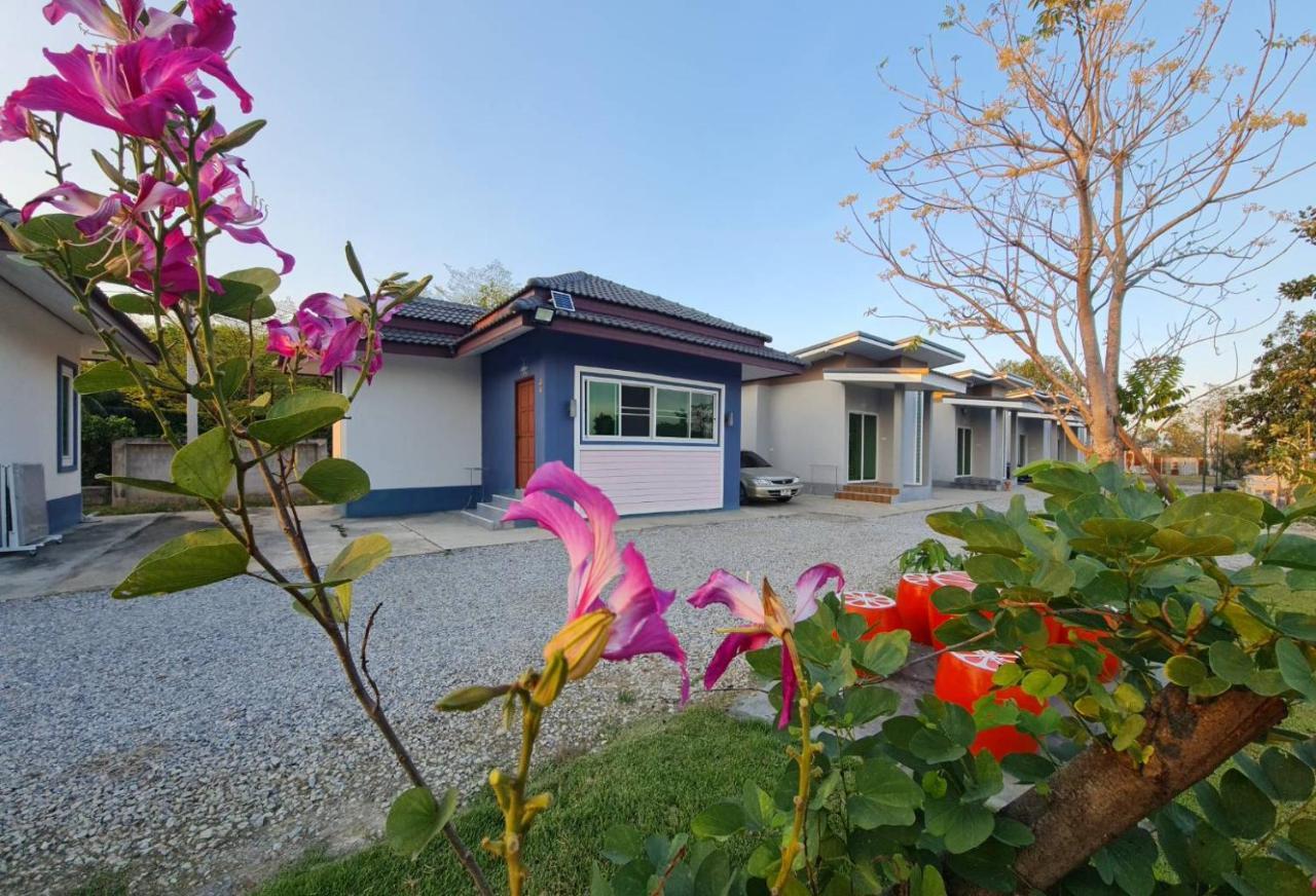 Araya Cottage يوثاي ثاني المظهر الخارجي الصورة